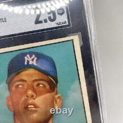 1952 Topps MICKEY MANTLE Rookie New York Yankees SGC 2.5