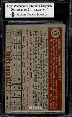 1952 Topps Mickey Mantle Card