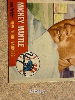 1953 Topps # 82 Mickey Mantle New York Yankees