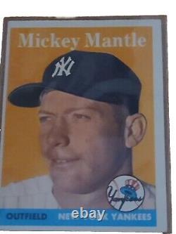 1958 Topps #150 Mickey Mantle, Yankees HOF, Slight Crease by ear. Ex-ExMt, Sharp