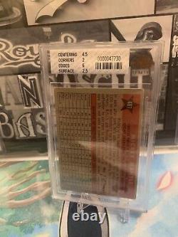 1958 Topps Mickey Mantle New York Yankees #487 Baseball Card Beckett 2.5