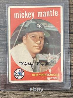 1959 Topps MICKEY MANTLE #10 Good Condition Beautiful Baseball Card