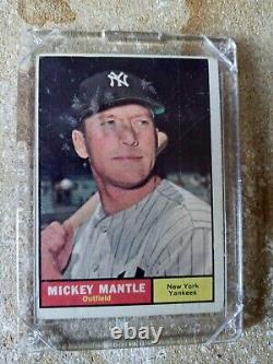 1961 Topps #300 Mickey Mantle EX