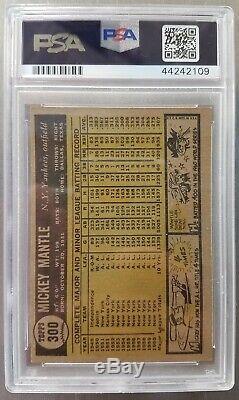 1961 Topps Baseball Card # 300 Mickey Mantle NY Yankees PSA 5 EX