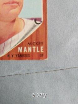 1962 Topps Mickey Mantle #200 Baseball Card VG/EX Clean Card Nicely Centered