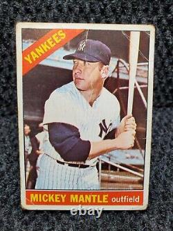 1966 Topps #50 Mickey Mantle