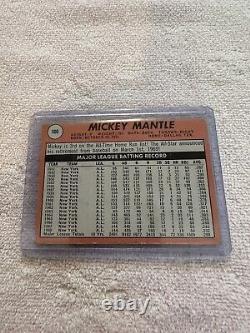 1969 Topps Mickey Mantle Card #500 Last Name In Yellow