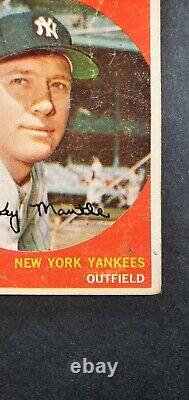 Vintage 1959 Topps MICKEY MANTLE #10